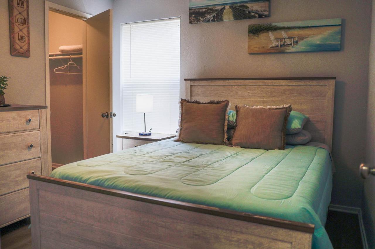 Congeniality And Comfort. All The Essentials With Class, 2 Nights? 2 Weeks? Stay, Relax, Work, Or Go Out For Fun. Arlington Exteriör bild